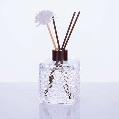 China Gift & 200ml Craft Perfume Aromatherapy Bottle Clear Glass Essential Oil Reed Diffuser Bottle Wholesale for sale