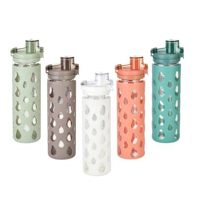 China 600ml Borosilicate Glass Sustainable Water Bottle With Bamboo Lid And BPA Free Silicone Sleeve for sale