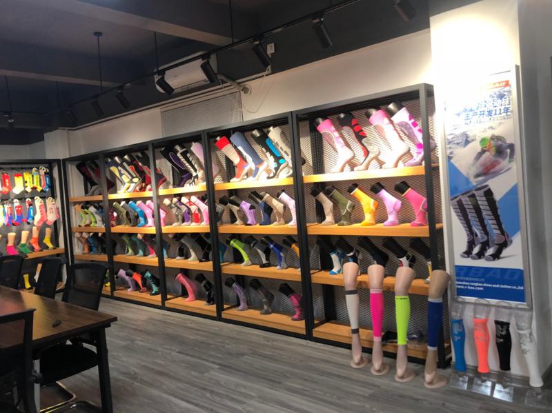 Verified China supplier - Quanzhou Rongbao Shoes Clothing Co., Ltd.