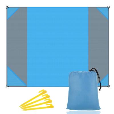 China Outdoor Camping Sand Proof Ripstop Nylon Waterproof Compact Beach Blanket / Oversize Picnic Blanket / Beach Mat for sale