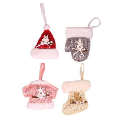 China Christmas Products Wholesale Wool Christmas Decoration Hat Knitting Ornaments for sale