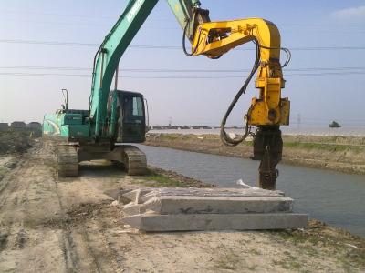 China Excavator Mounted Mini Integrated Vibratory Pile Hammer Construction Equipment Pile Driver for sale