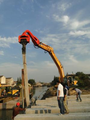 China TYSIM VS400 Excavator Hammer Mounted Pile Driver / Pile Driving Hammer 2.15t for sale