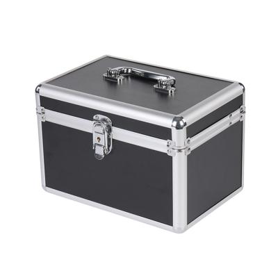 China Fashoion Factory Beauty Make Up Box Professional Metal Box Cosmetic Travel Case for sale