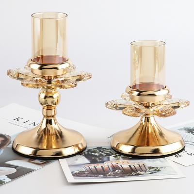 China Crystal Candle Holder Luxury Candlestick Metal Centerpiece Table Home Decoration Gold Plated Romantic Candle Holder Home Decoration for sale