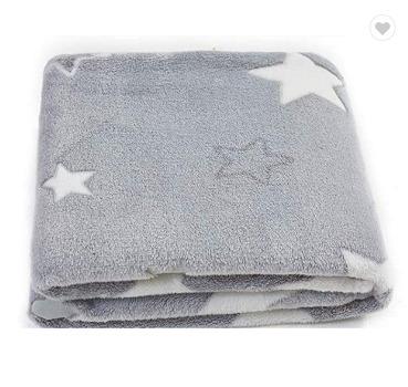 China Anti-pilling Manta Luminosa Travel Plush Velvet Luminous Glow in Dark Flannel Fleece Blanket for sale