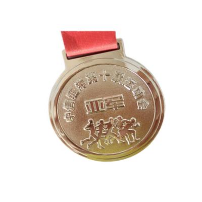 China Custom Wholesale Marathon Games Promotion Medal Medal Metal Badge Brooch Honor Badge Running Medal Customized for sale