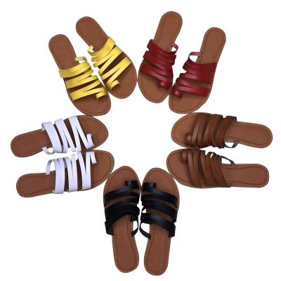 China New 2021 durable European and American belt women's word sandals beach comfortable seaside flat shoes for sale