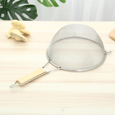 China 2021 New Kitchen Sustainable Universal Wooden Strainer Spoon Stainless Steel Handle Household Soup Leftover Spoon Hanging Type Juice Filter for sale