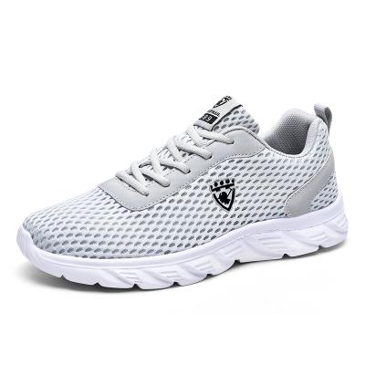 China Fashion Trend Autumn and Winter Men's Shose Mesh Sports Shoe Foam Cushion Lace Breathable Casual Running Shoes for sale