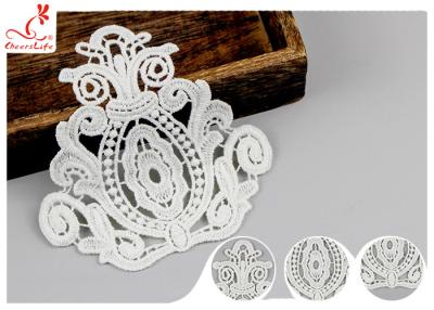 China Heavy Retro Guipure Neckline Applique Trim Size 9 * 10.5 Cm / Bridal Lace Appliques for sale