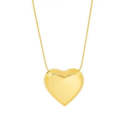 China High Quality Snake Chain High Quality Personality Stainless Steel PVD Plated Big Heart Pendant Necklace for sale