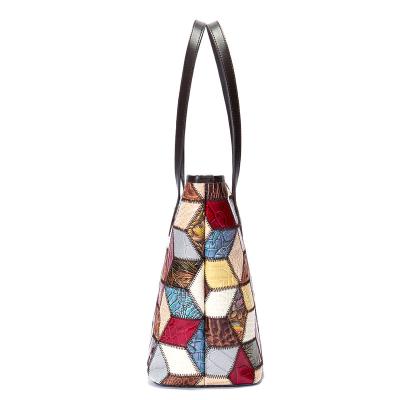 China Waterproof Premium Custom Printed Leather Handbags Women Versatile One Shoulder Large Capacity New Cowhide Trendy Tote Bags for sale