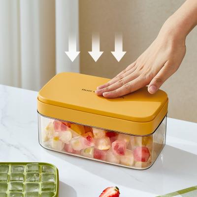 China Fancy Beverages Press Type Cocktail Ice Cube Tray With Ice Storage Bin for sale