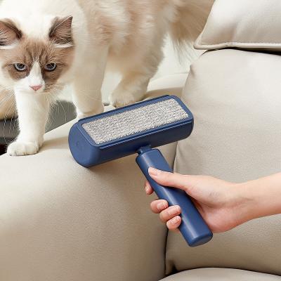 China Lint Remover 2In1 Reusable Dog Hair Roller With Self Cleaning Base for sale