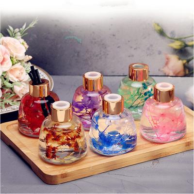 China Eco-friendly Natural Aromatherapy Stick Essential Oil Aroma Reed Flower Diffuser For Car Room Decoration for sale