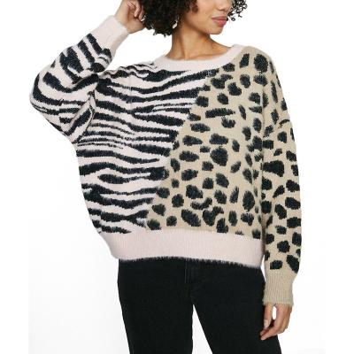 China Anti-wrinkle Factory Price Cheap Winter Knitted Weave Method Crewneck Leopard Print Hoodie Women Sweater for sale