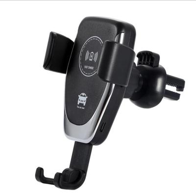 China Universal Mobile Phone Holder USB 10W 7.5W 5W QI Mobile Phone Adapter Car Fast Wireless Charger for sale