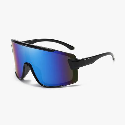 China New Arrival Supplier UV400 Economy Upgraded Anti Look Man Sport Wearable Sunglasses For Men for sale