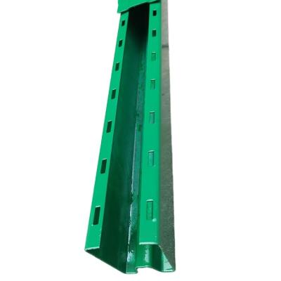 China Easily Assembled Heavy Duty Gradem Grape Post Metal Fence Thick Stake for sale