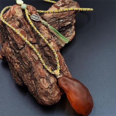 China CLASSIC Fashion Retro 925 Silver With Real Amber Necklace Premium Jewelry for sale