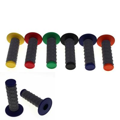 China General Motors 21mm Motorcycle ATV Handlebar Grip Throttle Oiler Grip Bar Anti-Slip Rubber Grips 24mm for sale