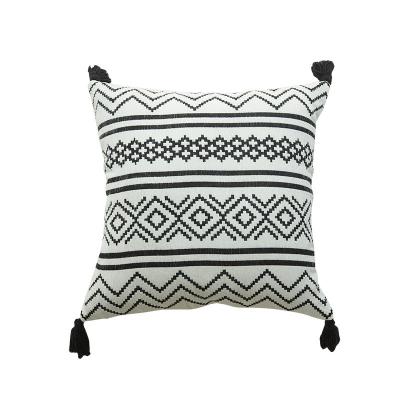 China Portable Nordic Geometric Jacquard Chenille Fringe Zipper Cushion Soft Morocco Sofa Pillow Cover for sale