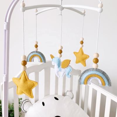 China Soft Toy Bright Color Felt Animal Toys Baby Mobile Wooden Craft Crib Toys Crib Hanger for sale