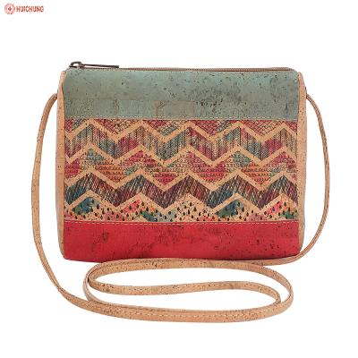 Κίνα 100% Eco Friendly Eco Friendly Europe Cork Shoulder Bag Zipper Cork Messenger Bag προς πώληση