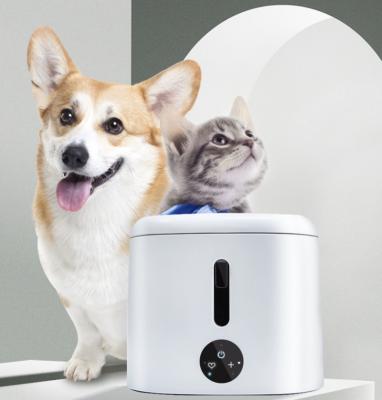 China 2020 New Automatic Pet Waterer Automatic Smart Remote Control Chip Cat Pet Bowls Water Feeder Steel White OEM for sale