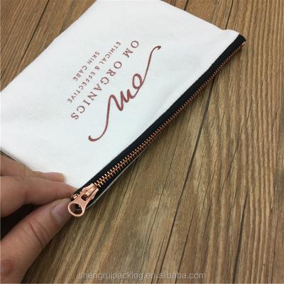 China Custom Recyclable Rose Gold Zipper Canvas Makeup Pouch Bag For Skin Care Product for sale