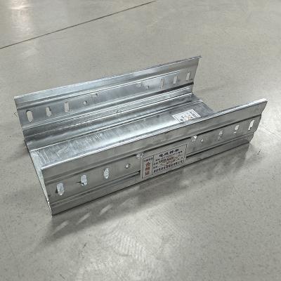 China 3m-6m Length Hot Dip Galvanized Cable Tray Wall Mount / Floor Mount Installation Steel Material for sale