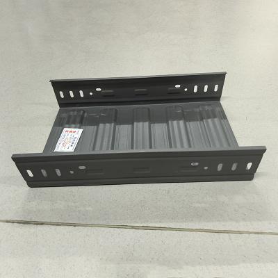 China Splices Equipped Heat Resistant Electrical Conduit Tray High Impact Resistance For Harsh Environments for sale