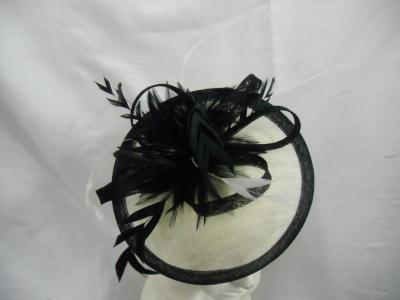 China Ivory Ladies Fascinator Hats , Fashion 100% Abaca Sinamay Sinamay Fascinators Hat for sale