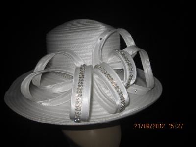 China Custom Comfortable Ladies White Church Hats , Women Church Hat Squared Crown for sale