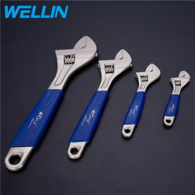 China Strong Power Professional Auto Repair Bright Chrome Plated 10 Inch Adjustable Spanner Wrench With Rubber Grip for sale