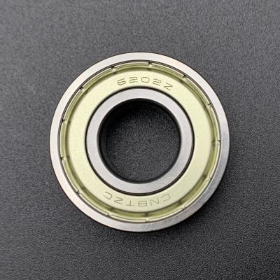 Chine Le roulement à bille à rainure profonde de haute précision 6202-ZZ 15*35*11 mm pour moteur à courant alternatif à vendre