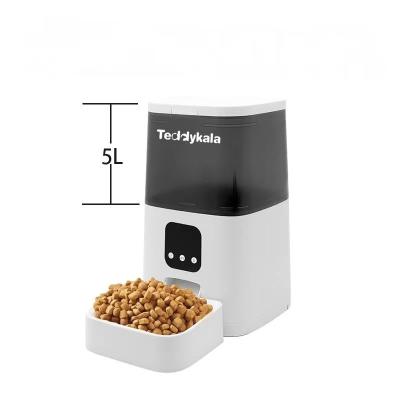 China Automatic 2022 Eco-friendly plastic material pet electric cat feeder app remote control automatic cat feeder for sale