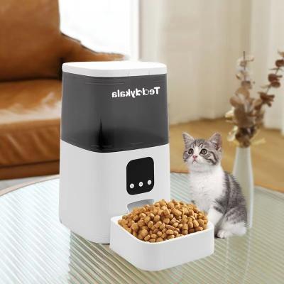 China Automatic Pets Cat Smart Food Feeder 5L Big Capacity Automatic Wifi App Remote Control Pet Feeder for sale