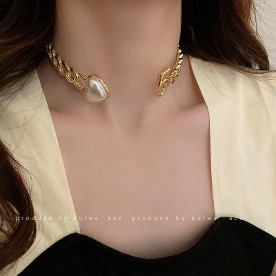 China FASHIONABLE Hot Selling Casual Necklace Gold Number Bead Love Heart Restriction Chain Necklace Vintage Necklace For Women for sale