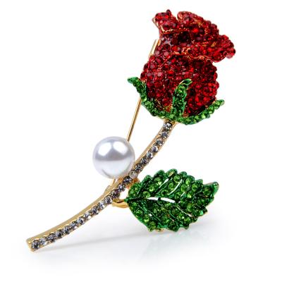 China Wholesale Rose Flower Crystal Jewelry Decoration Red Micro Paved Rhinestone Pearl Corsage Wedding Brooches for sale