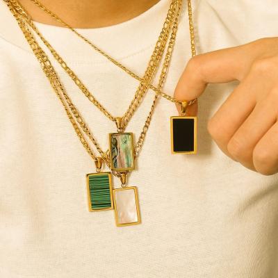 China Fashion Environmental Gold Plated Stainless Steel Figaro Necklace Rectangle Chain Onyx Shell Pendant Necklace For Mother for sale