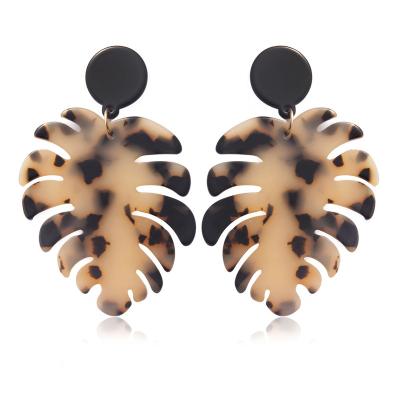 China Environmental Friendly Wholesale Resin Leaf Acrylic Geometric Leaves Drop Earrings 4 Color Leopard Fish Bone Hollow Stud Earring for sale