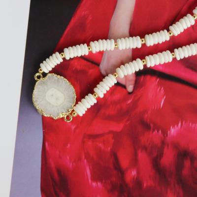 China Cute Handmade Natural White Shell Beads +Agate Necklace Beach Wedding Holiday Jewelry Gift for sale