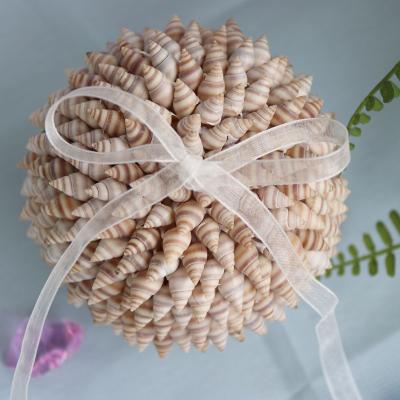 China Natural Wedding Decor Beach Shell Floret Rice Snail Shell Handmade Coastal Wedding Flower Ball Shell&Conch Home Decor for sale