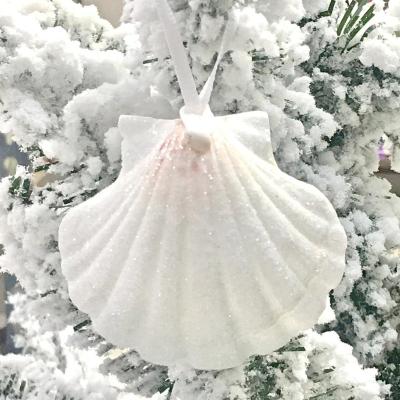 China Beautiful Large Scallop Nautical White Christmas Pendant&Drop Ornaments Natural Handmade Shell&Conch Party DIY Decor for sale