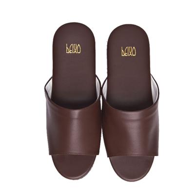 China PVC Bathroom Explosive Open Toe Slippers Indoor Ladies Slippers Wholesale Fashion New Fashion Trend Summer Sandals for sale