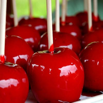 China Factory Direct Wholesale Easily Cleaned Toffee Apple Wooden Sticks for sale