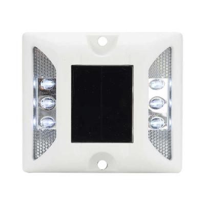 China Solar LED Coloured Road Studs Aluminium Alloy Cat Eyes Flashed for sale