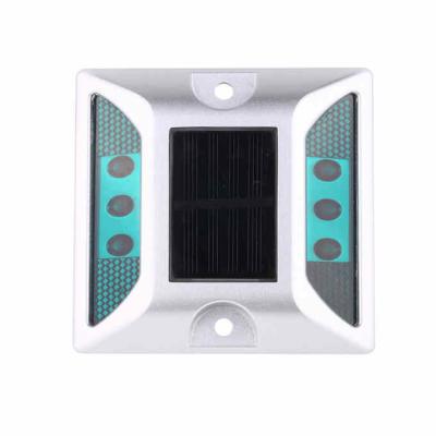 China IP68 Waterproof Solar Cat Eyes Road Stud High Brightness LED Diameter 5mm for sale